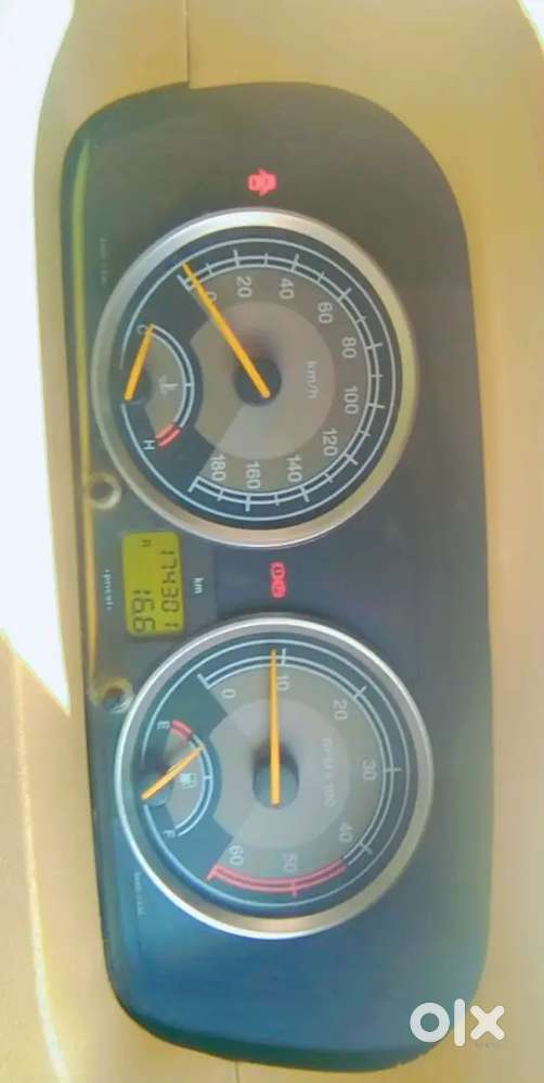 Tata Sumo Grande 2012