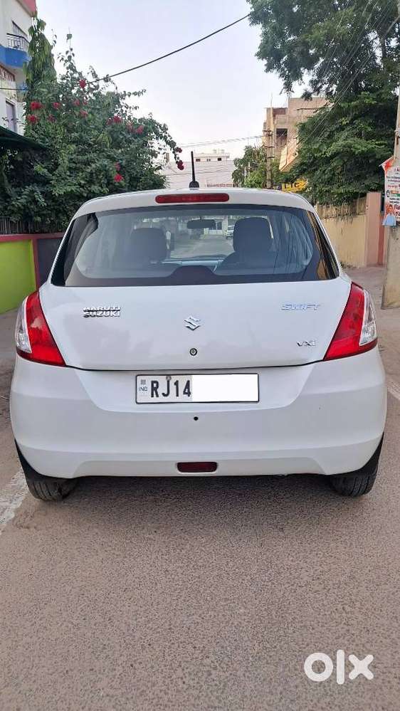 Maruti Suzuki Swift Vxi, 2015, Petrol
