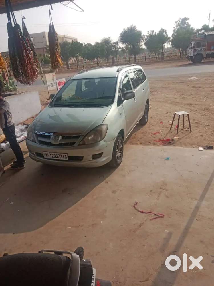 Toyota Innova 2007 Diesel 276000 Km Driven