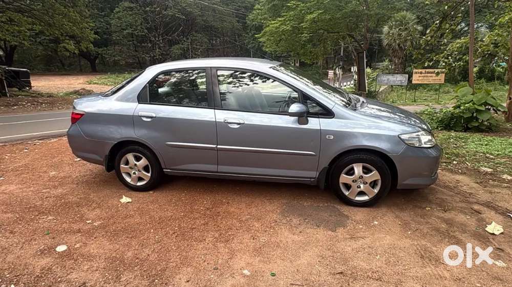 Honda City Zx 2006 Petrol Well Maintained