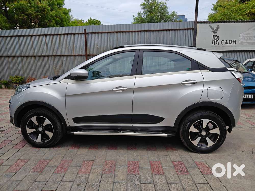Tata Nexon 1.2 Revotron Xza Plus, 2018, Petrol