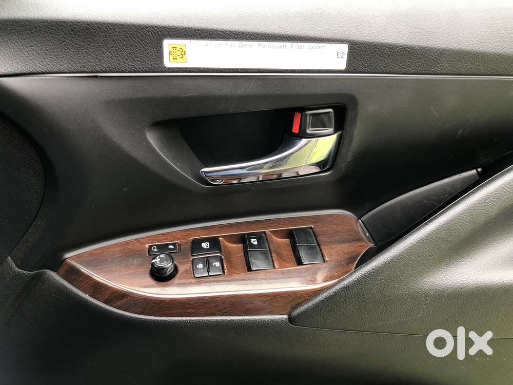 Toyota Innova Crysta 2.4 G Mt 7 Str, 2020, Diesel