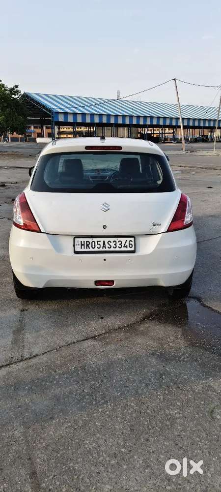 Maruti Suzuki Swift 2016 Petrol 57000 Km Driven 2 Air Bags Abs Brakes