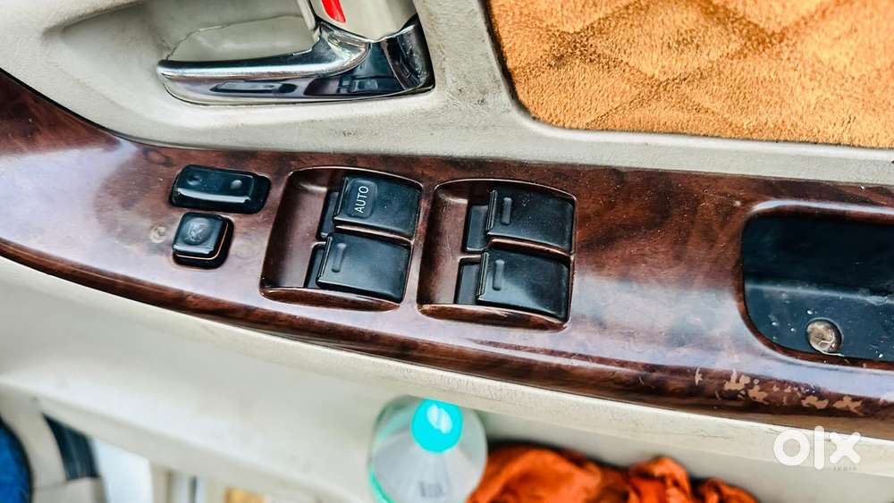 Toyota Innova 2.5 E Diesel Ms 7-seater, 2012, Diesel