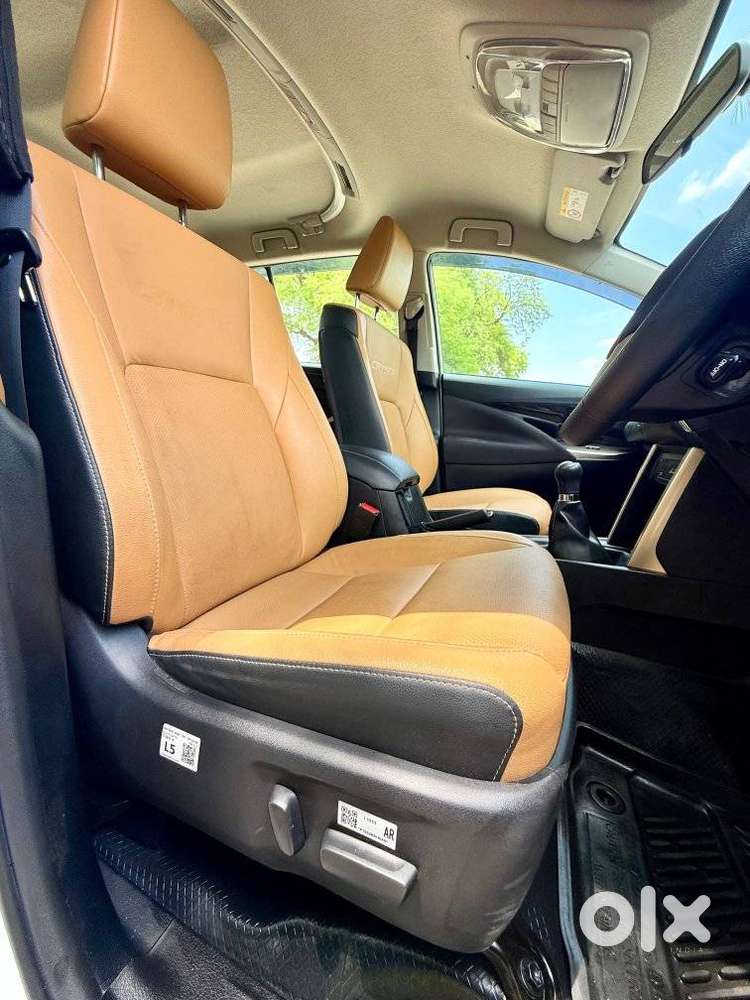 Toyota Innova Crysta 2.4 Z 7 Str, 2025, Diesel