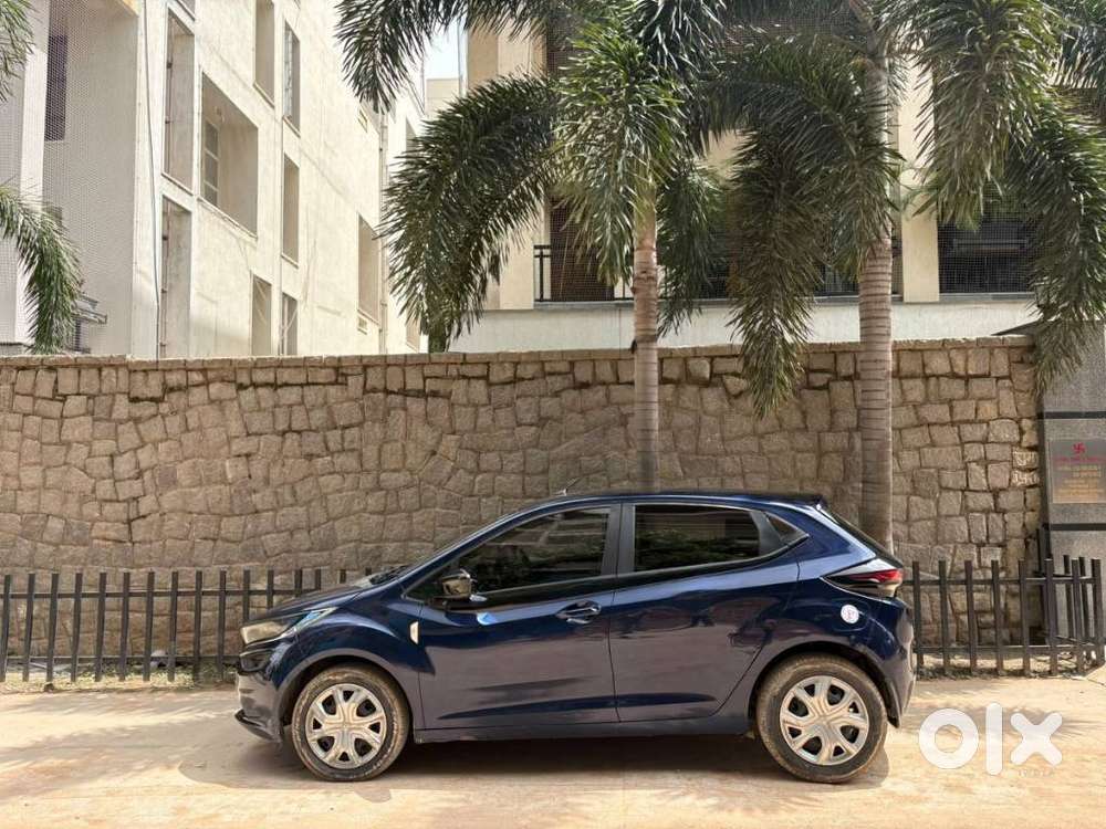 Tata Altroz 1.2 Xm Plus, 2023, Electric
