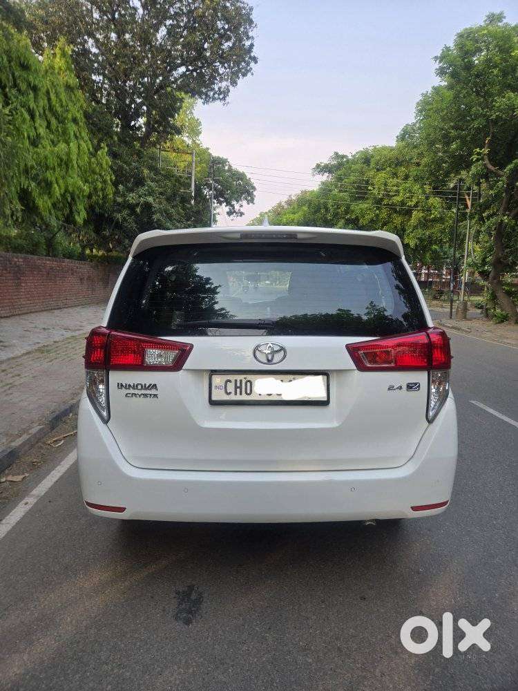 Toyota Innova Crysta Zx 2.4 Diesel 7 Seater, 2022, Diesel
