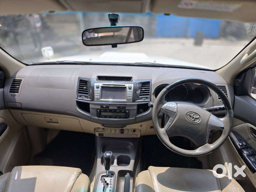 Toyota Fortuner 2011-2016 4x2 At, 2012, Diesel