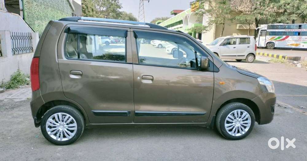 Maruti Suzuki Wagon R Amt Vxi Plus, 2017, Petrol
