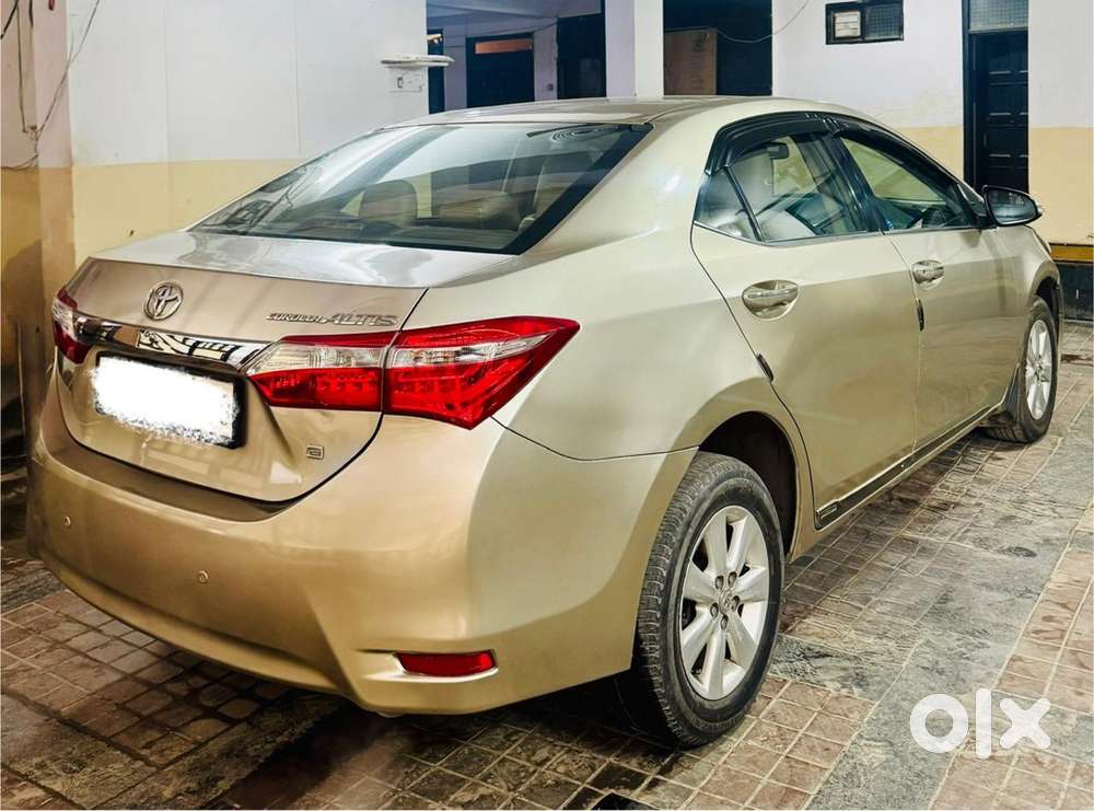 Toyota Corolla Altis 2016
