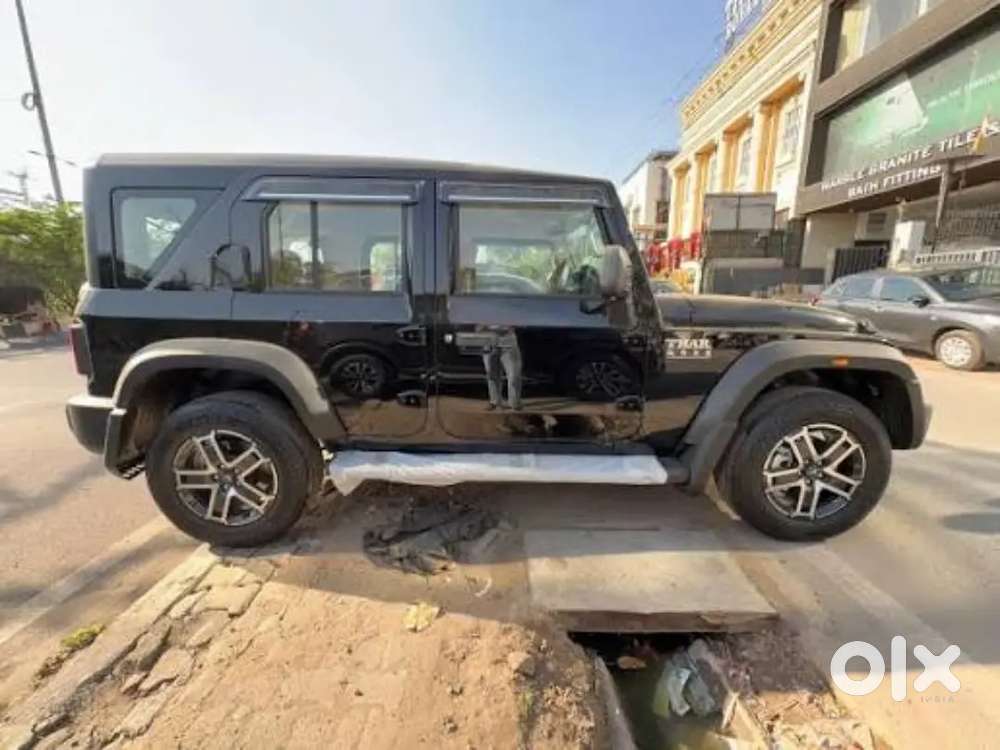 Mahindra Thar Roxx 2025 Diesel 11000 Km Driven