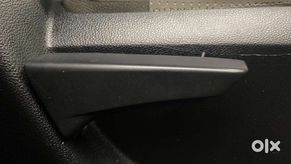 Mahindra Kuv 100 Mfalcon G80 K4, 2016, Petrol