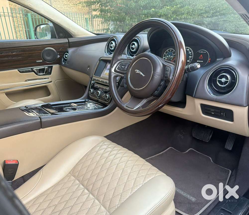 Jaguar Xj 2.0l Portfolio, 2017, Petrol