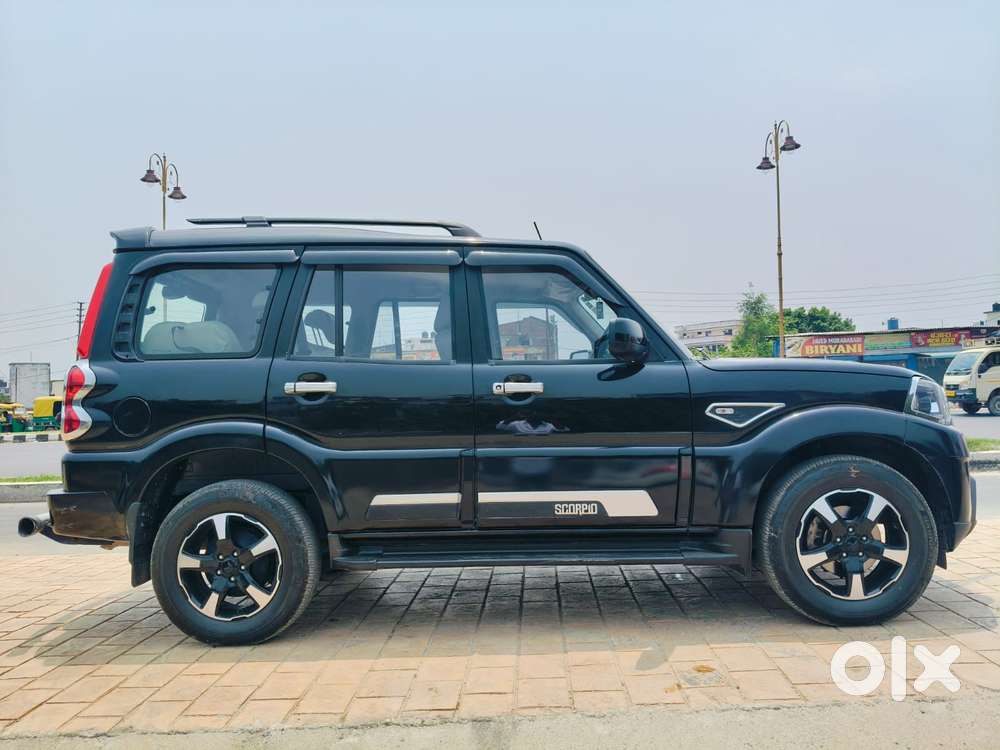 Mahindra Scorpio Classic 2.2 S 11 Mt 7 Str, 2024, Diesel