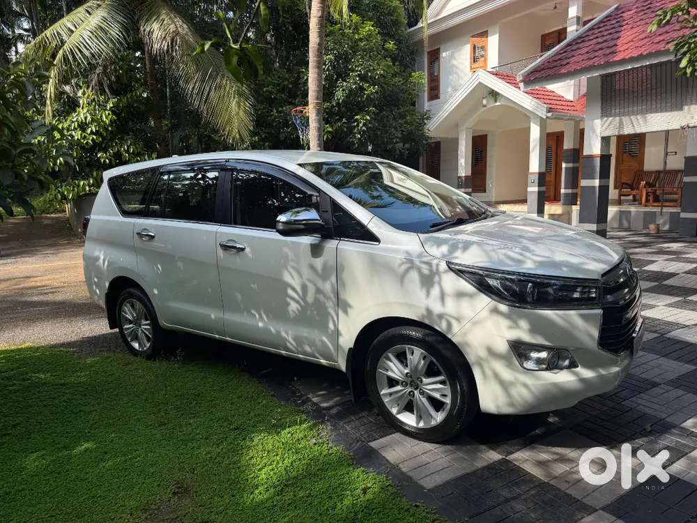 Toyota Innova Crysta Diesel 2016 Automatic