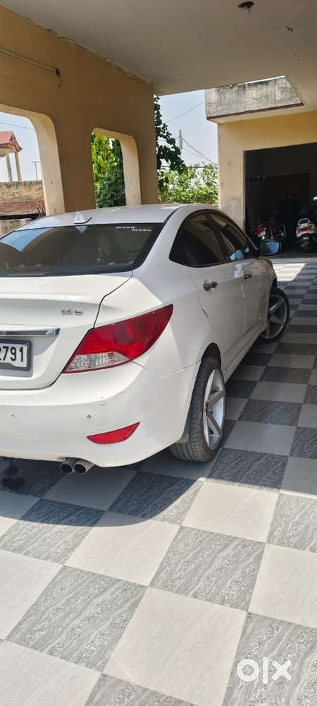 Hyundai Fluidic Verna Diesel 2014