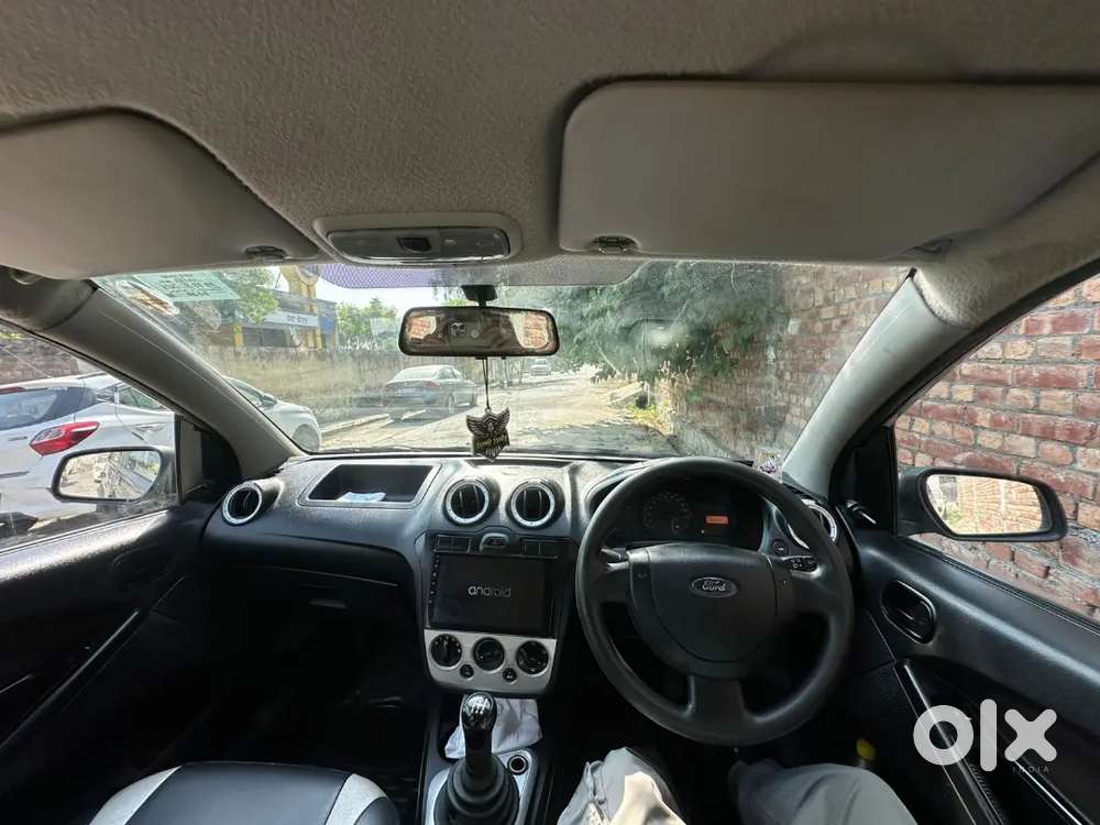 Ford Figo Petrol Zxi 2010 Last Year