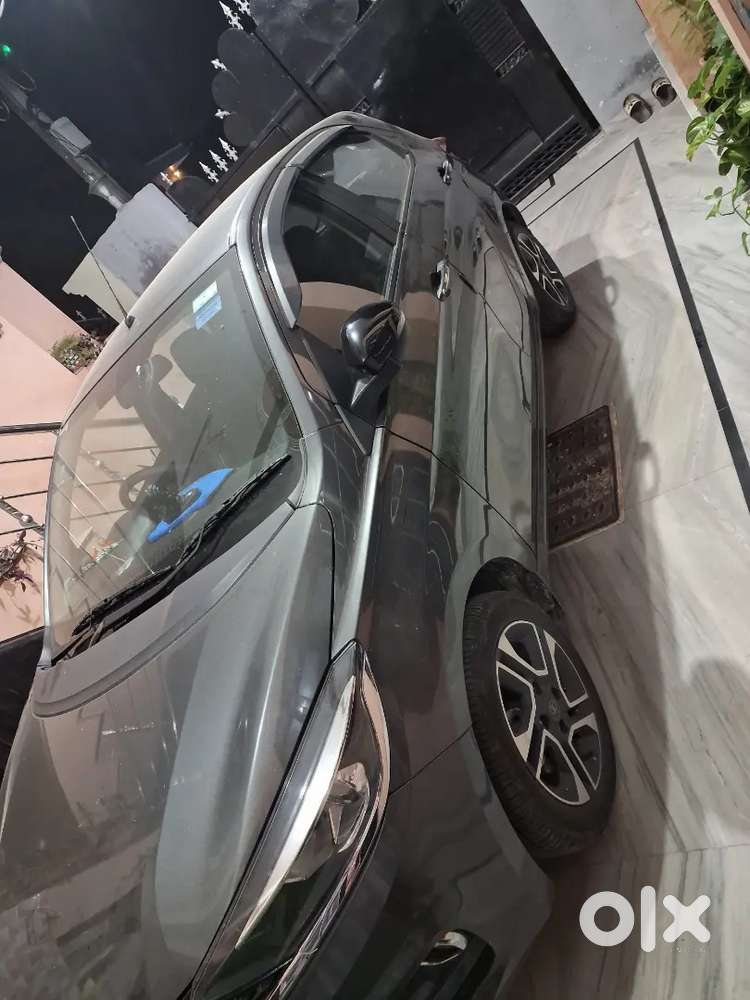 Tata Tiago 2023 Petrol 12970 Km Driven