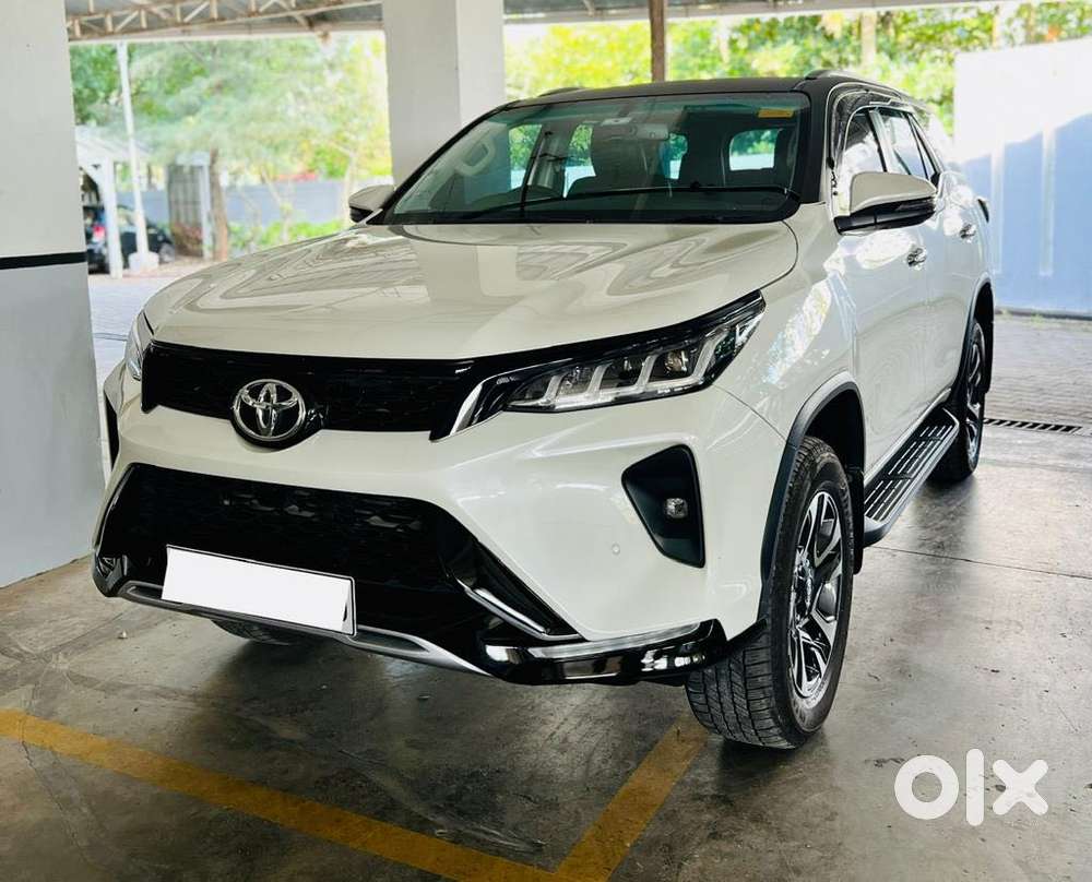 Toyota Fortuner Legender 4x4 At 2.8, 2025, Diesel