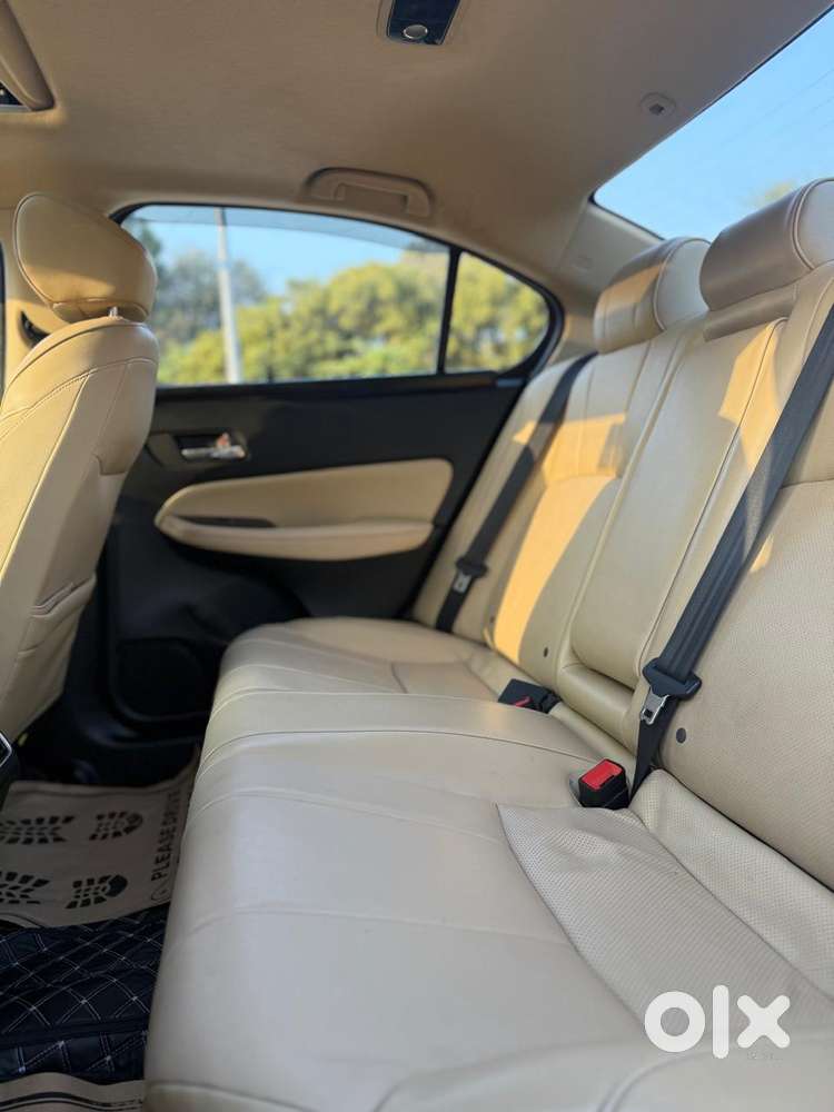 Honda City Zx Petrol Mt, 2022, Petrol
