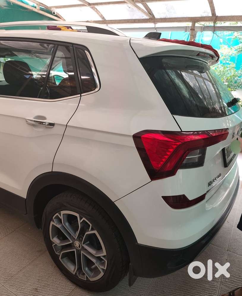 Skoda Kushaq 1.0 Tsi Style At (6 Airbags), 2021, Petrol