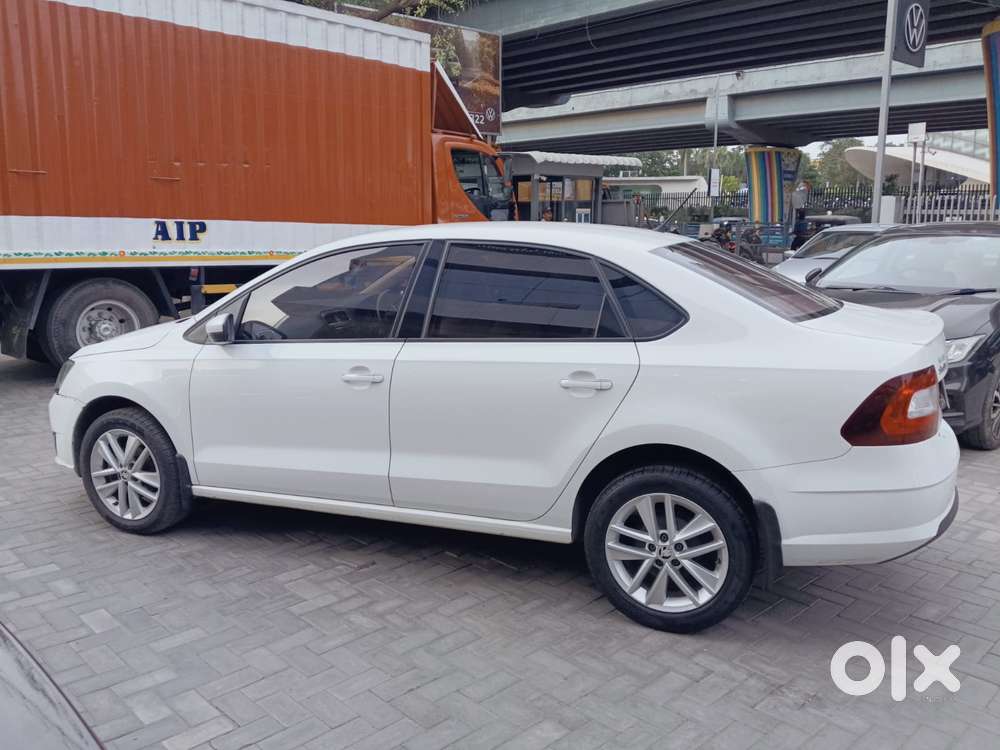 Skoda Rapid 1.6 Mpi Style, 2018, Petrol
