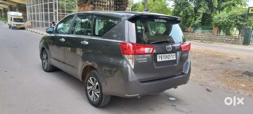 Toyota Innova Crysta [2020-ongoing] 2.4 Vx 8 Str, 2021, Diesel