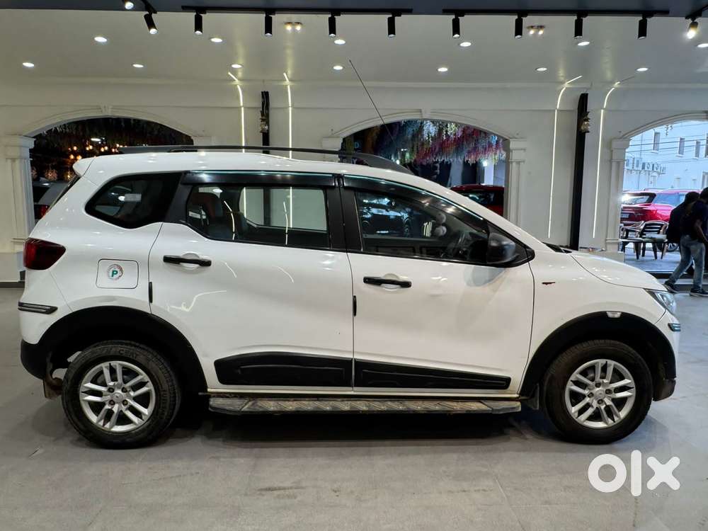 Renault Triber Rxl, 2022, Petrol