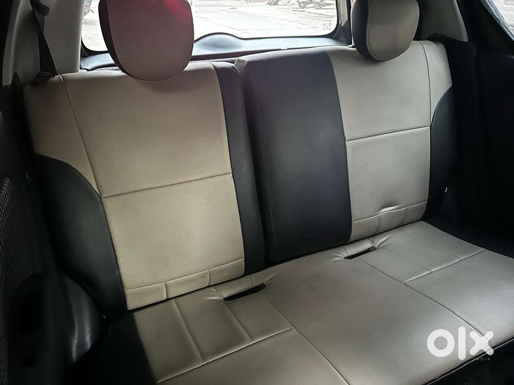 Maruti Suzuki Ritz Vxi, 2013, Petrol