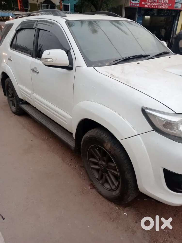 Toyota Fortuner 2013 Diesel Well Maintained