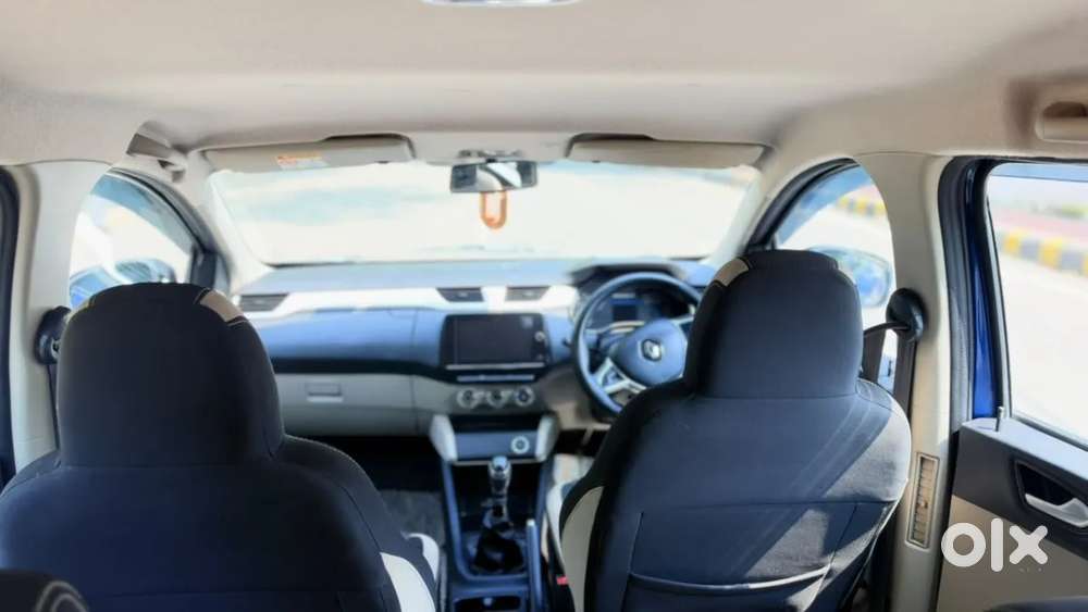 Renault Triber Rxz, 2022, Petrol
