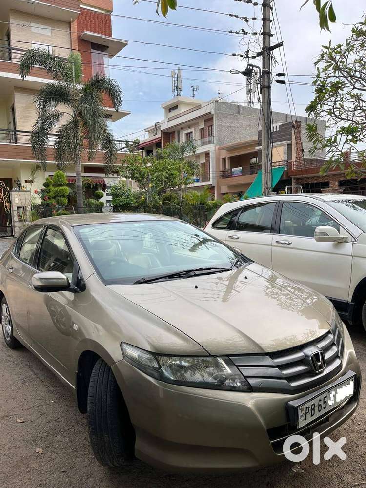 Well Maintained Lady Driven With Low Mileage