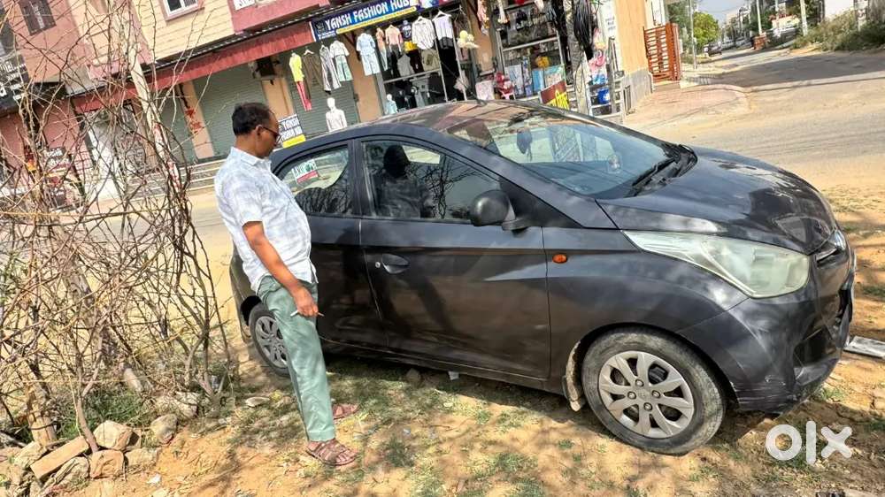 Hyundai Eon 2015 Petrol Well Maintained
