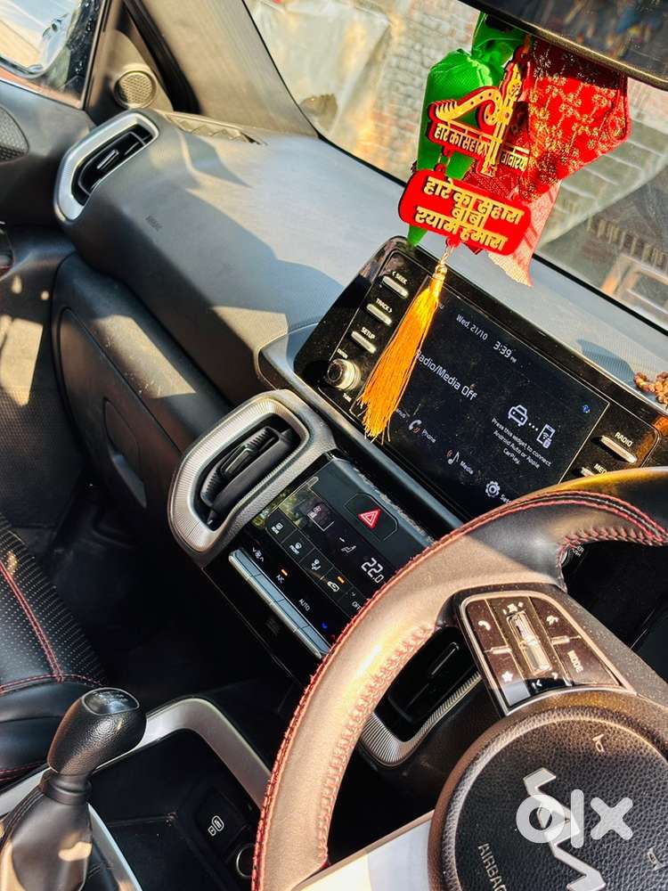Kia Sonet G Petrol Manual Year 2020