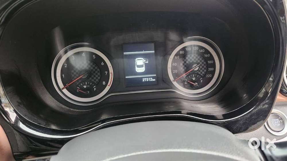 Hyundai Aura 1.2 Sx Cng, 2025, Cng & Hybrids