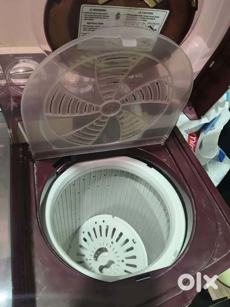 LG 7 kg Wind Jet dry semi automatic Washing machine