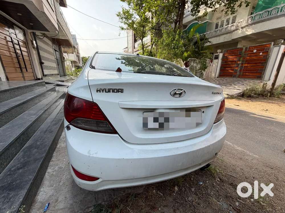 Hyundai Verna 2013 Diesel 180000 Km Driven