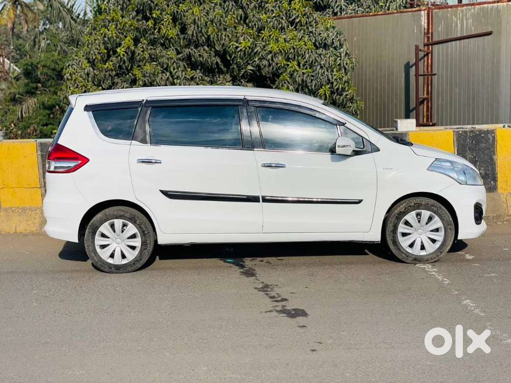 Maruti Suzuki Ertiga 1.4 Vxi Cng Anniversary Edition, 2016, Cng & Hy..