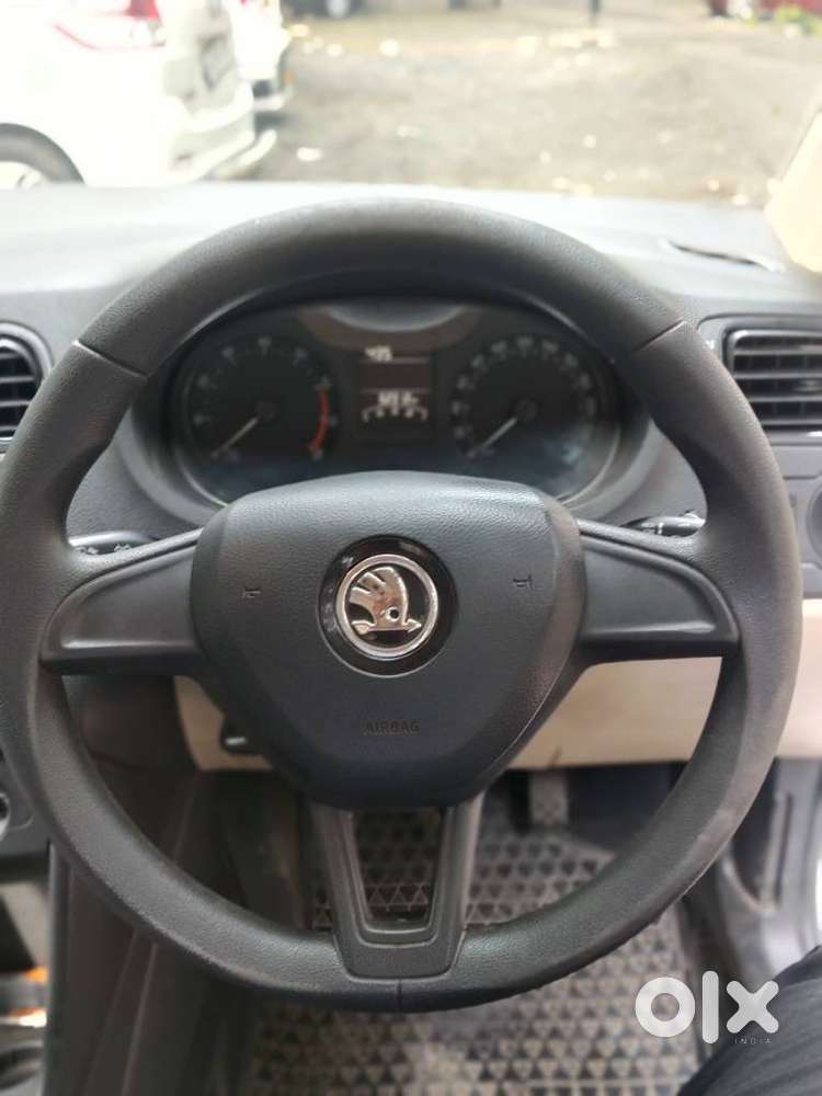 Skoda Rapid Tsi Active 1.0 Mt, 2019, Petrol