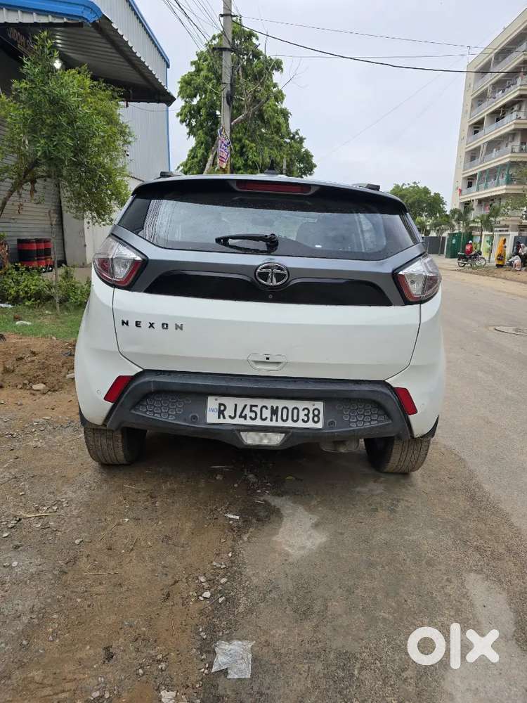 Top Model Tata Nexon 2019 Petrol Amt With Excellent Condition
