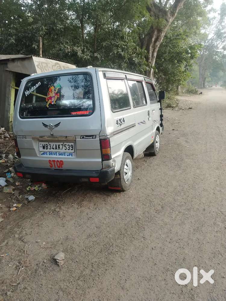 ভালো কন্ডিশন আছে ইঞ্জিন ভালো আছে Lpg পারমিশন করা আছে কোন প্রবলেম নেই