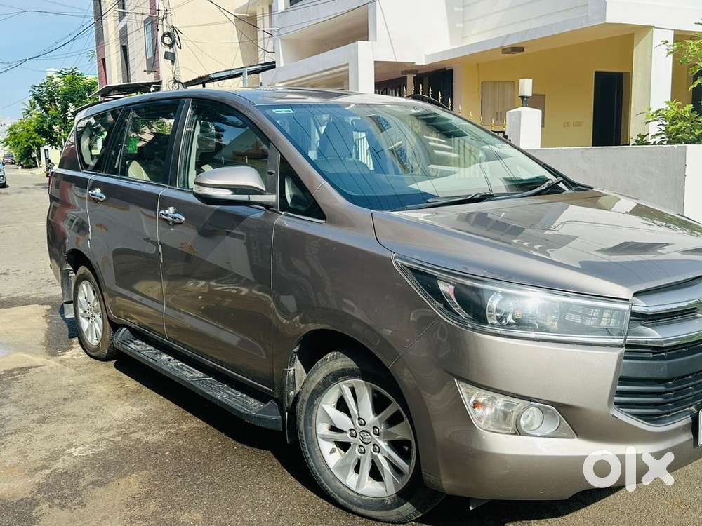Toyota Innova Crysta 2017 Diesel Well Maintained