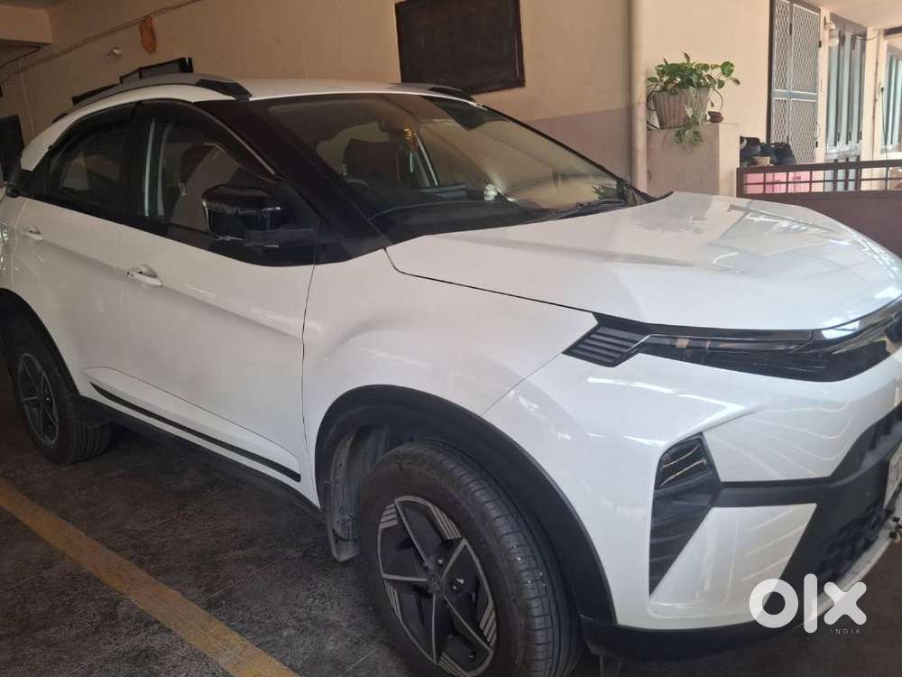 Showroom Condition 2024 Tata Nexon Creativedriven < 6,000 Km! Plus