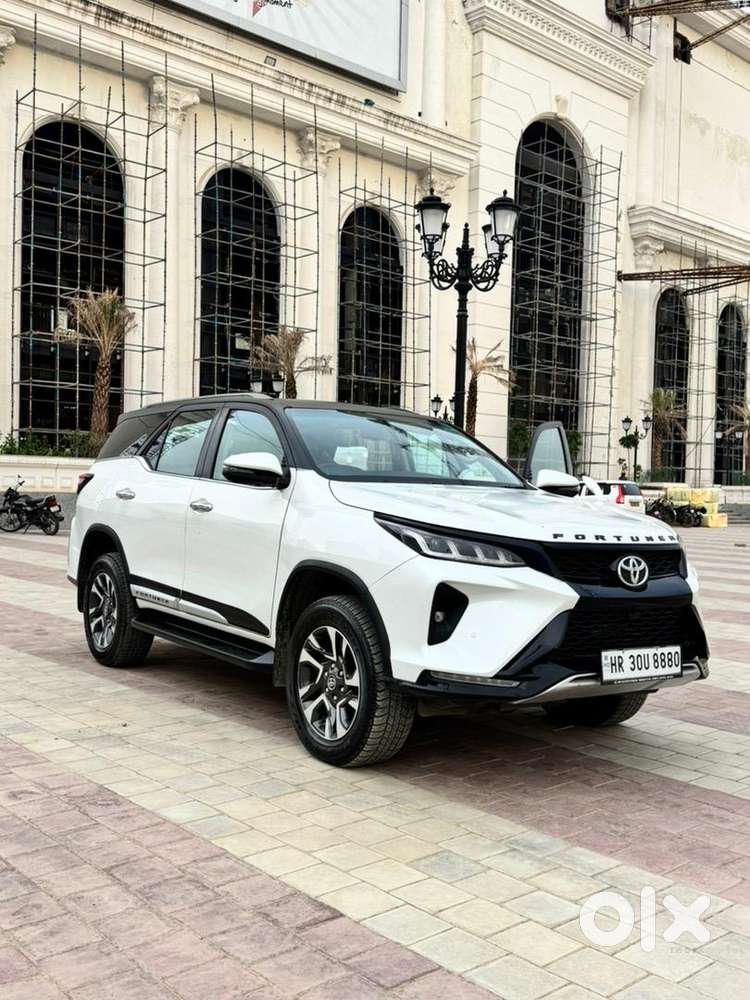 Toyota Fortuner Legender 2025  4/2  Automatic