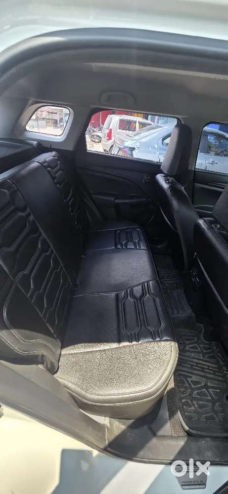 Maruti Brezza Lxi 2025