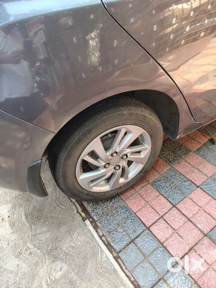 Honda Jazz Automatic Top End 2018 Petrol 33000 Km Driven