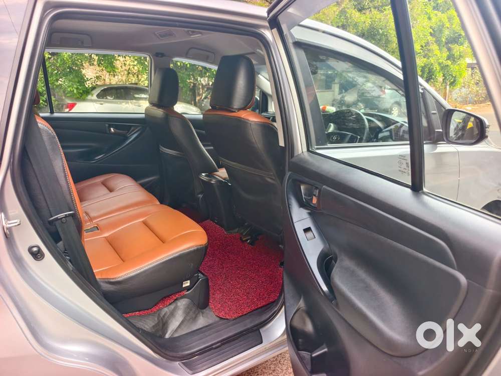 Toyota Innova Crysta 2.4 Gx Limited Edition 8 Str, 2023, Diesel