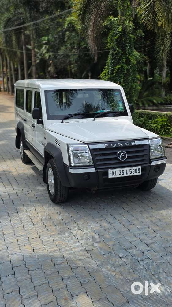 Force Motors Trax Cruiser 12 Str Ac, 2022, Diesel
