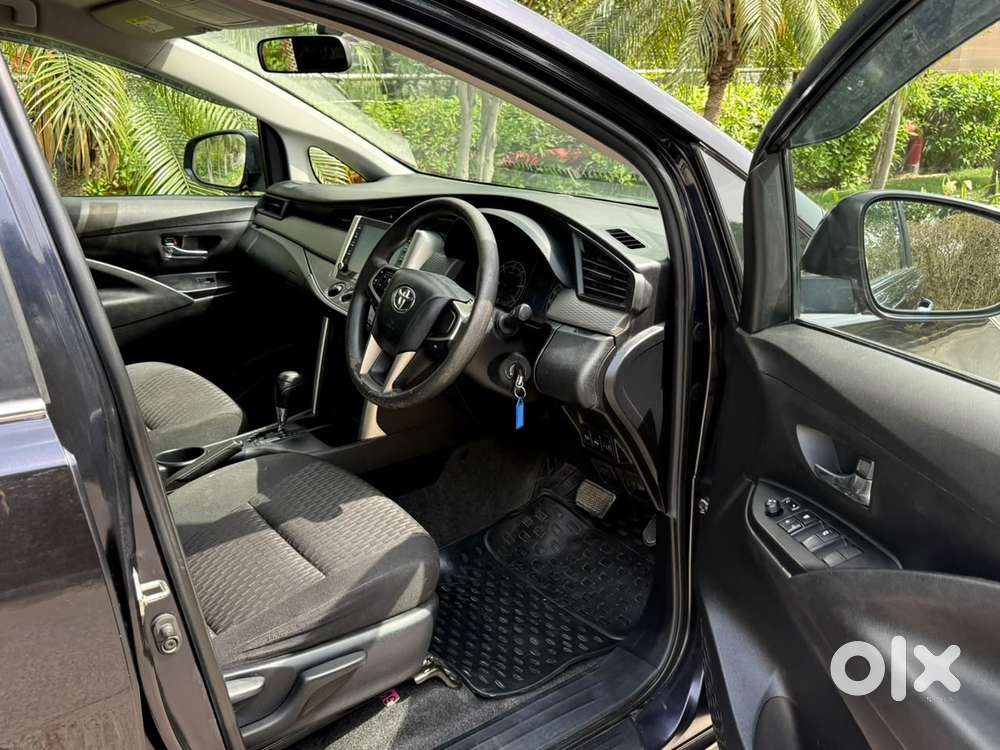 Toyota Innova Crysta [2020-ongoing] 2.4 Gx 7 Str, 2022, Diesel