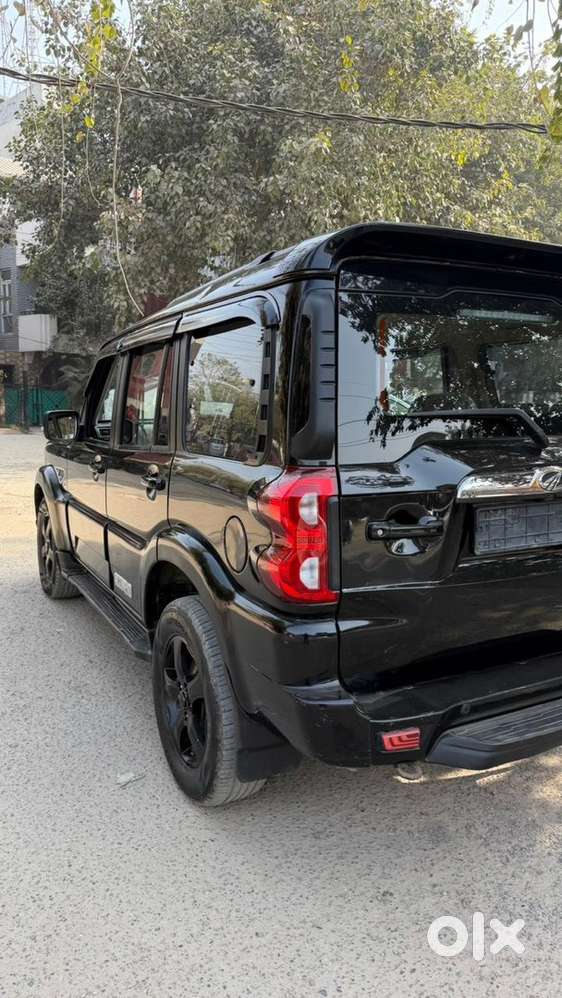 Mahindra Scorpio 2021 Diesel 42500 Km Driven